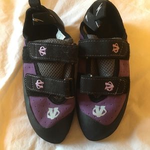Rock climbing shoes